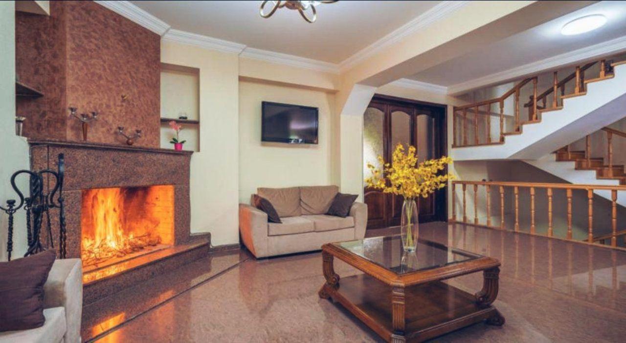Bed and Breakfast 7 Star Тбілісі Екстер'єр фото