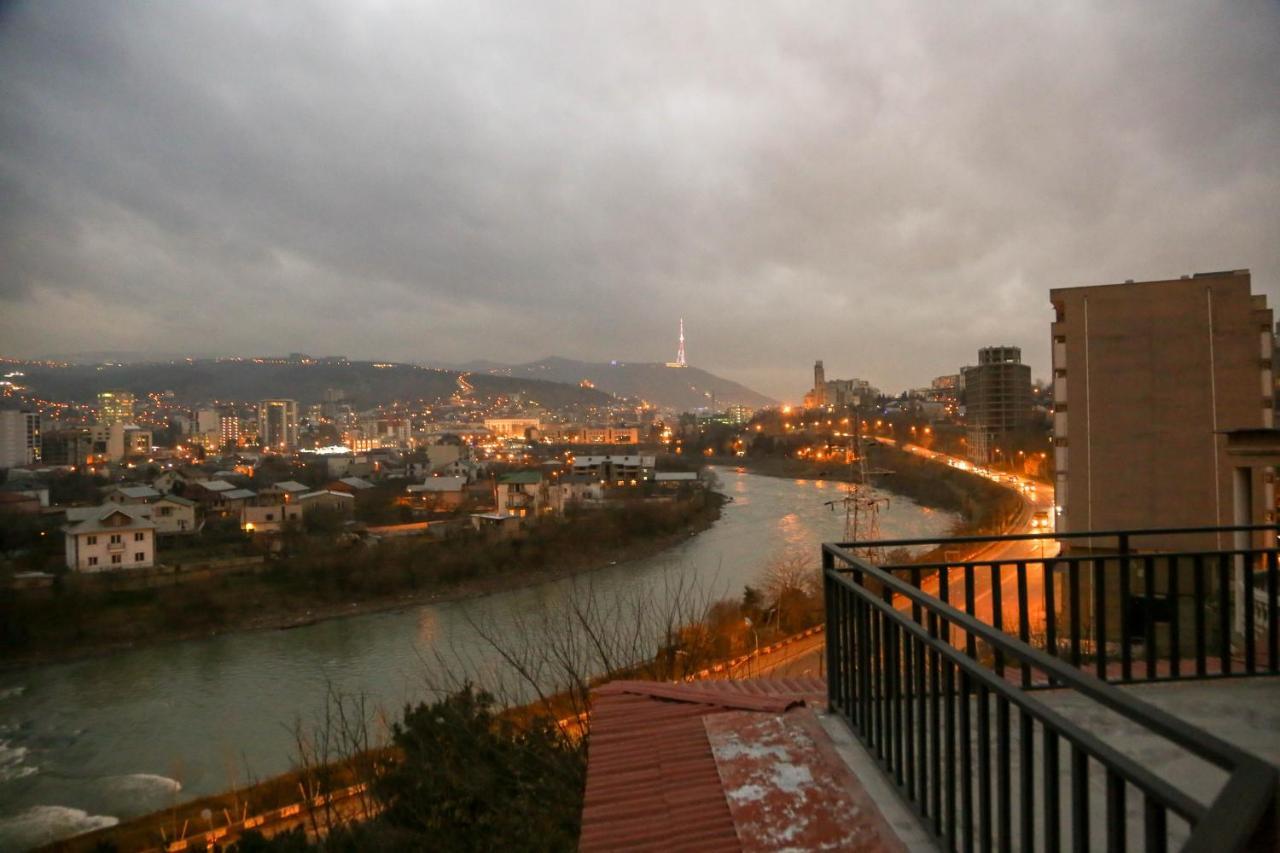 Bed and Breakfast 7 Star Тбілісі Екстер'єр фото