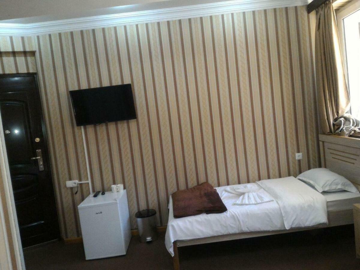 Bed and Breakfast 7 Star Тбілісі Екстер'єр фото