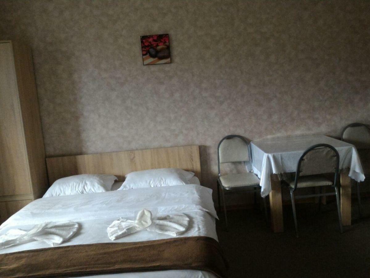 Bed and Breakfast 7 Star Тбілісі Екстер'єр фото