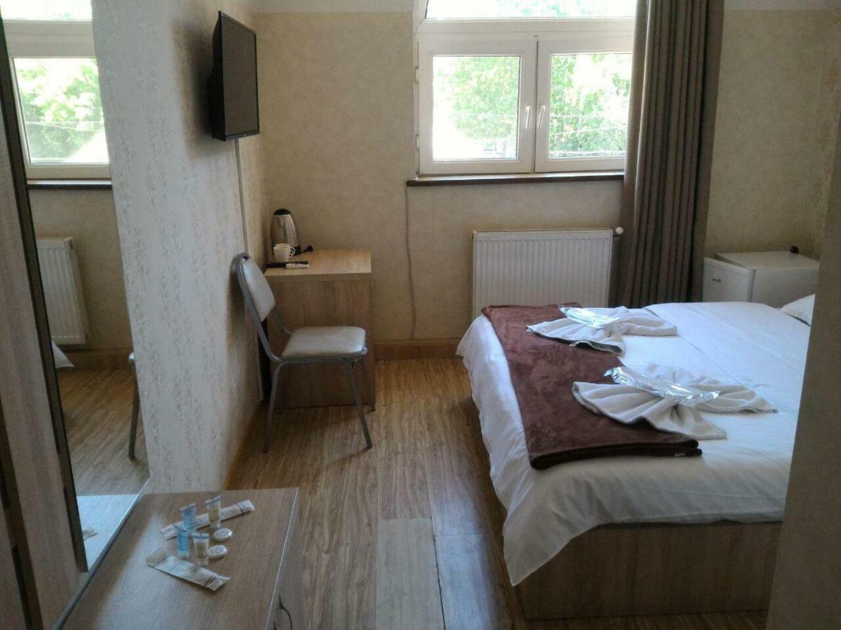 Bed and Breakfast 7 Star Тбілісі Екстер'єр фото