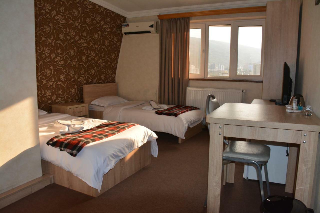 Bed and Breakfast 7 Star Тбілісі Екстер'єр фото